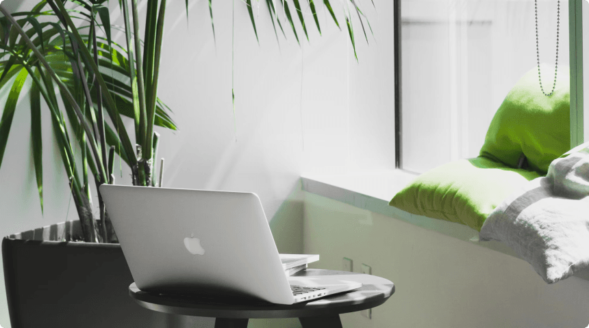 African entrepreneur working on business plan